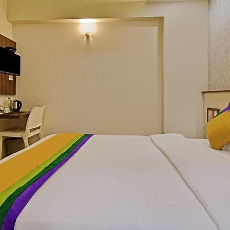 Itsy Hotels Deluxe Inn Chennai Zewnętrze zdjęcie
