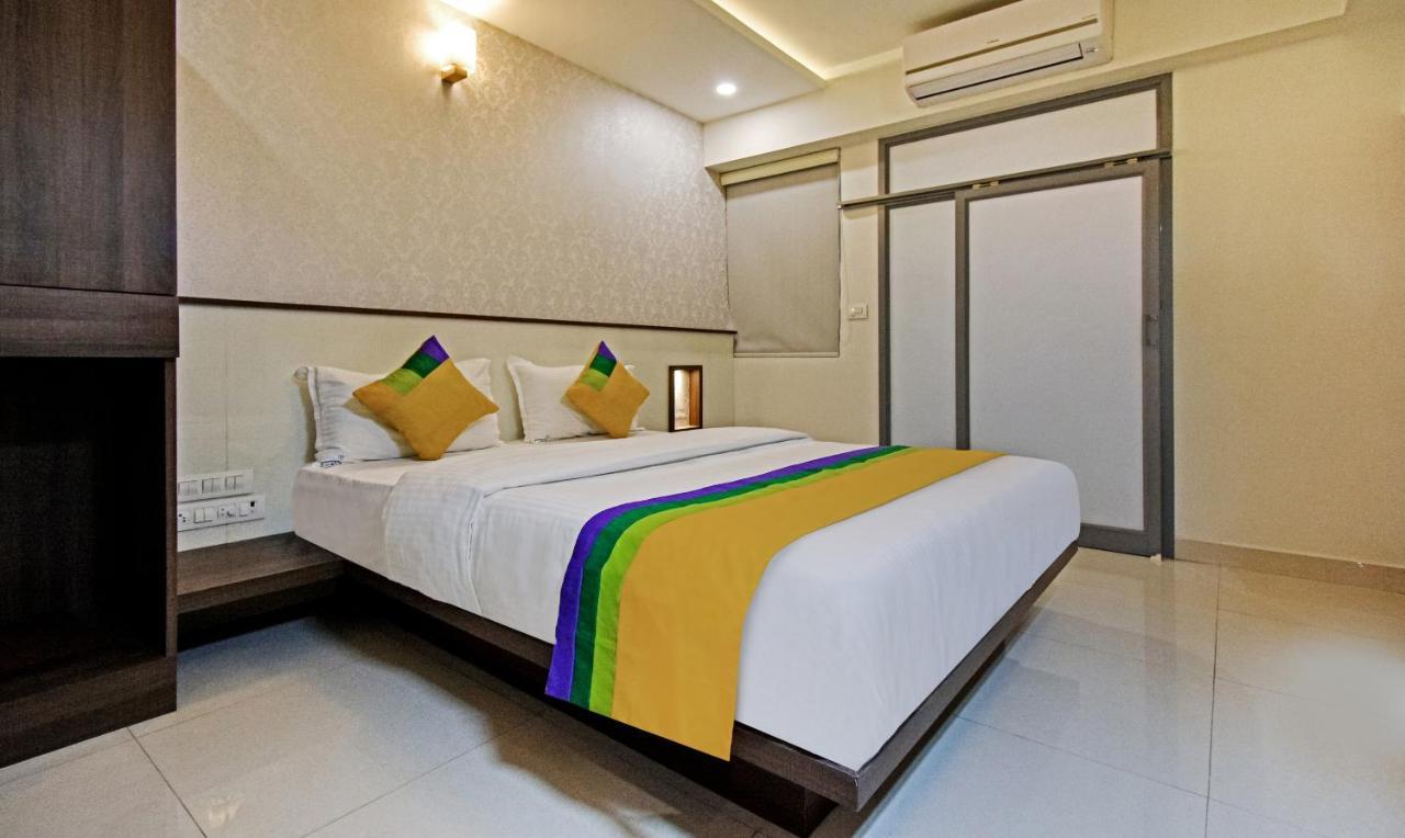 Itsy Hotels Deluxe Inn Chennai Zewnętrze zdjęcie