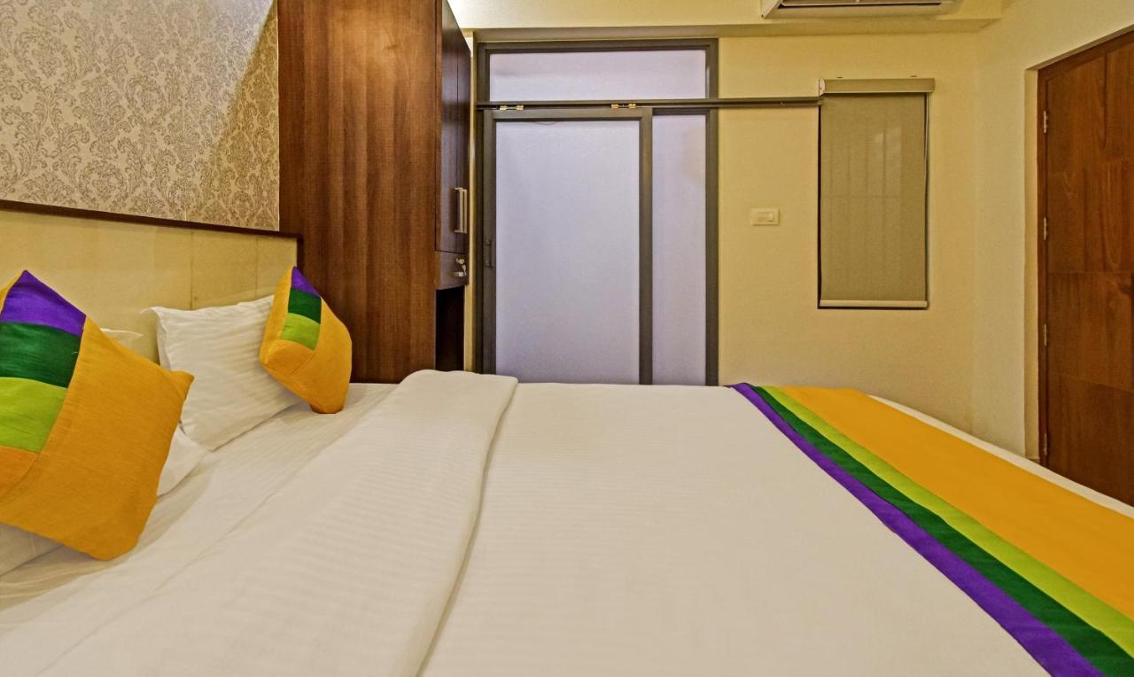Itsy Hotels Deluxe Inn Chennai Zewnętrze zdjęcie
