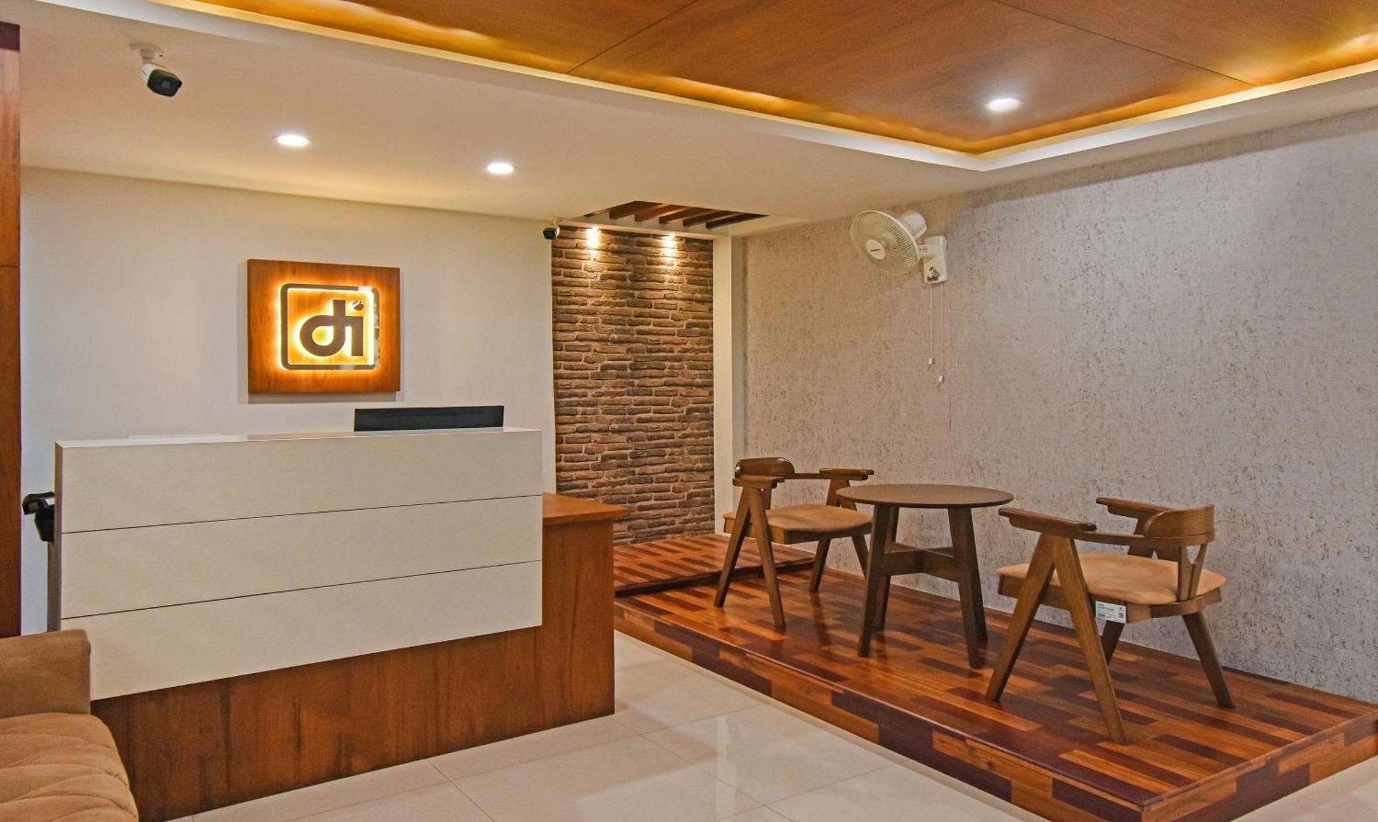 Itsy Hotels Deluxe Inn Chennai Zewnętrze zdjęcie