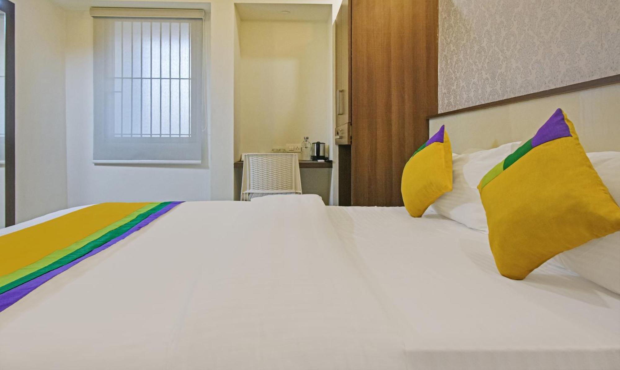 Itsy Hotels Deluxe Inn Chennai Zewnętrze zdjęcie