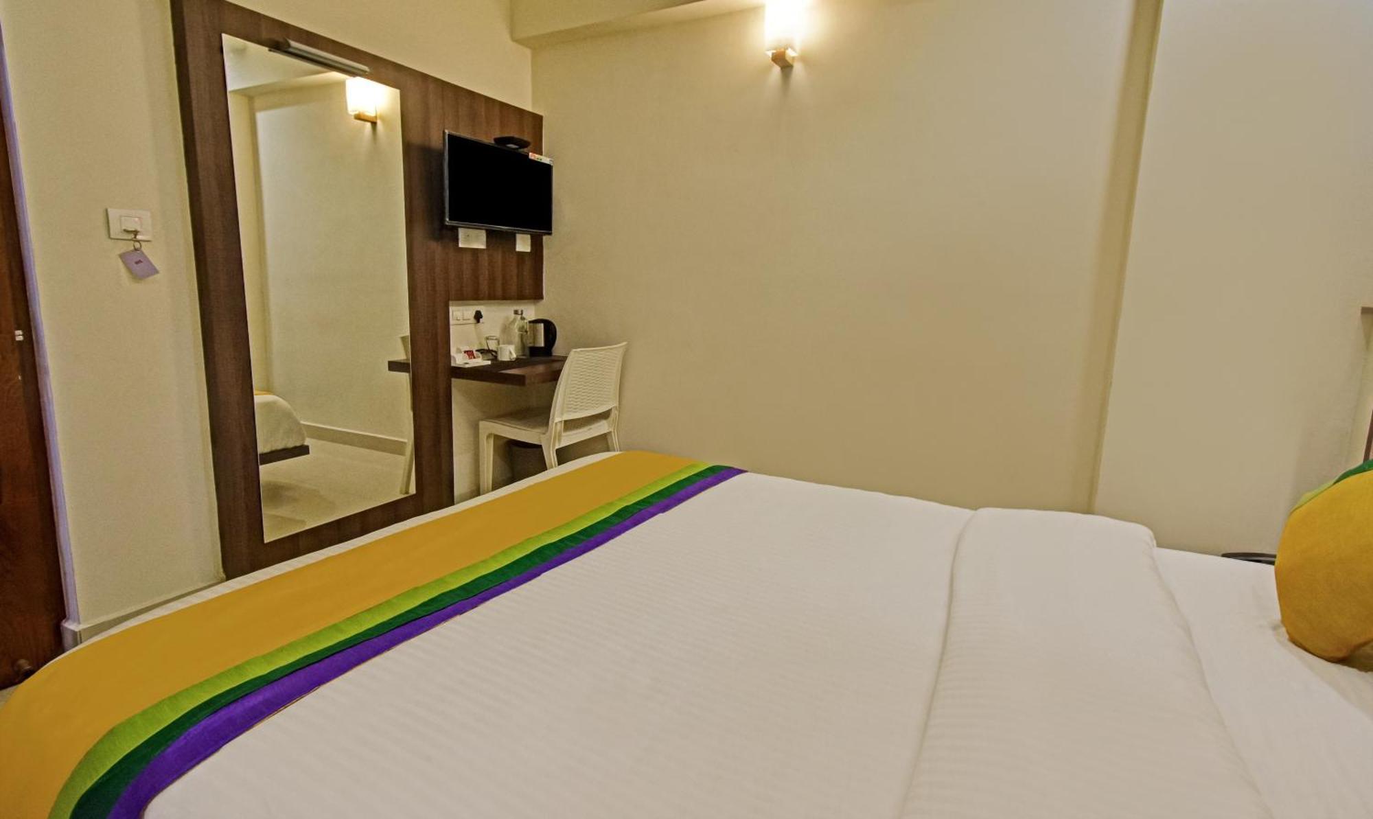 Itsy Hotels Deluxe Inn Chennai Zewnętrze zdjęcie